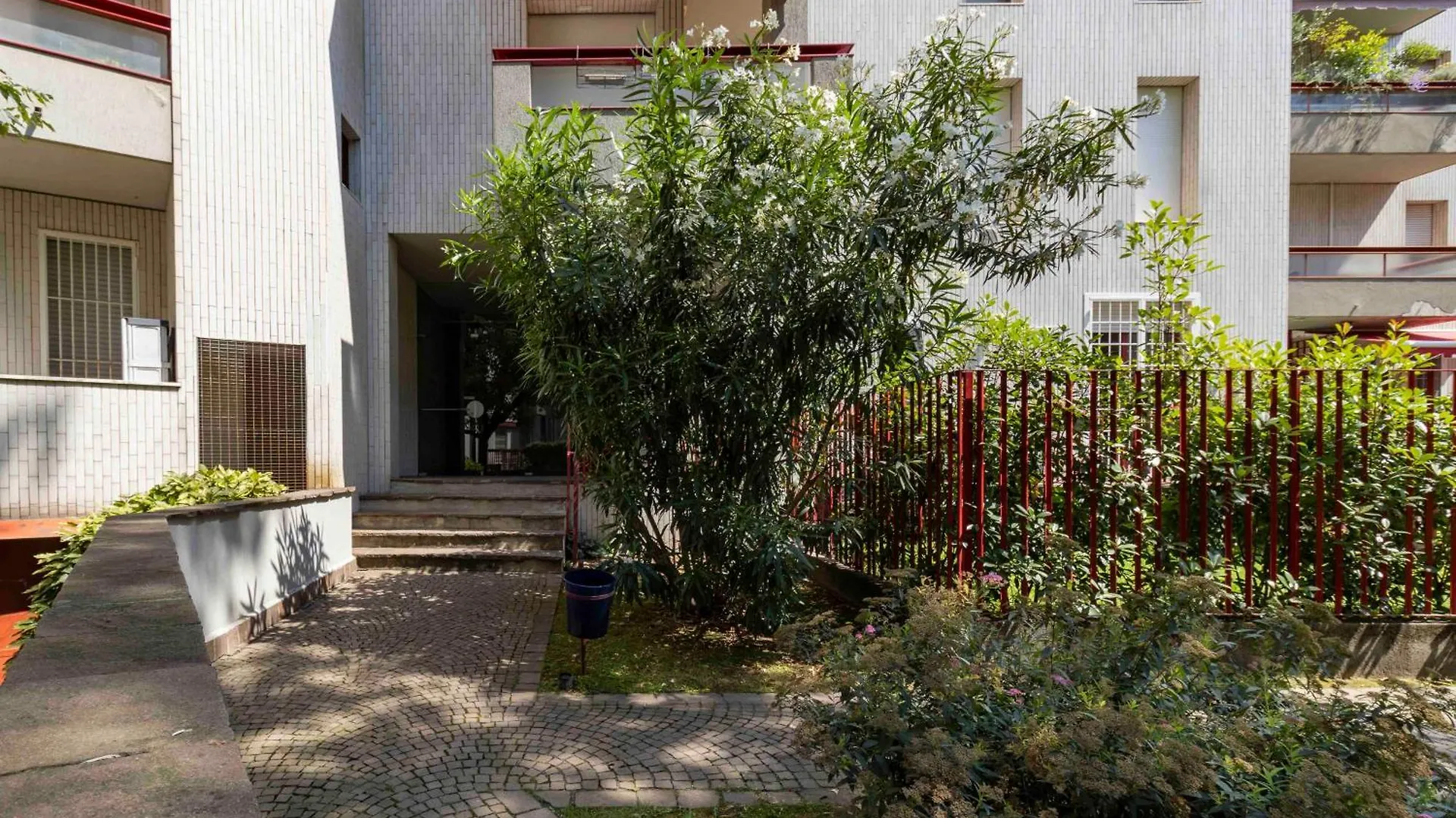 Bright House - Carozzi Apartments Milan