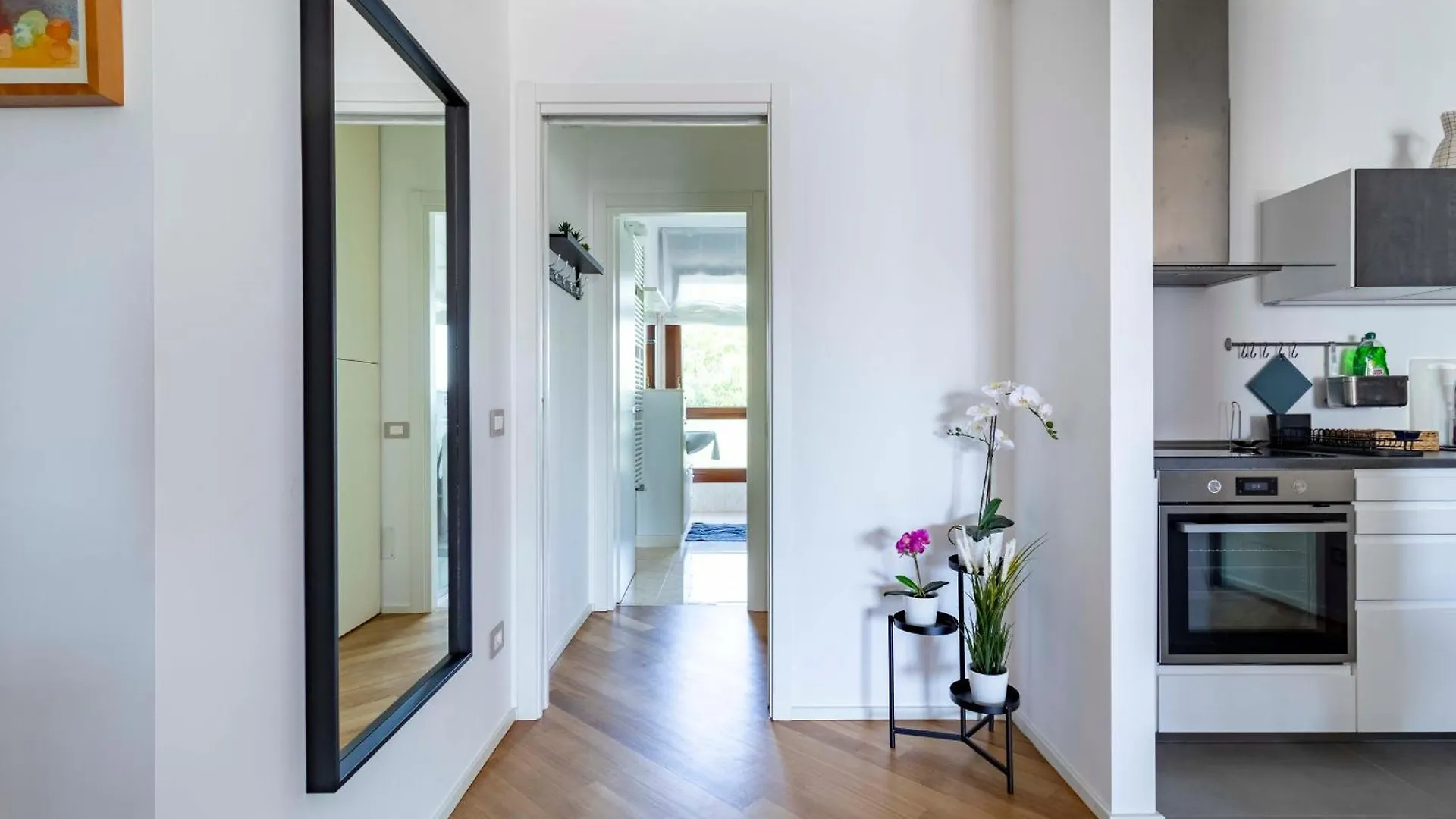 Bright House - Carozzi Apartments Milan Italy