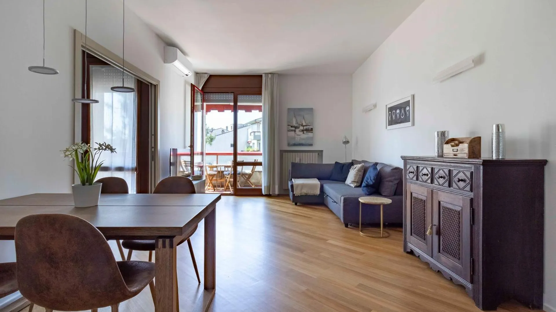 Bright House - Carozzi Apartments Milan Italy