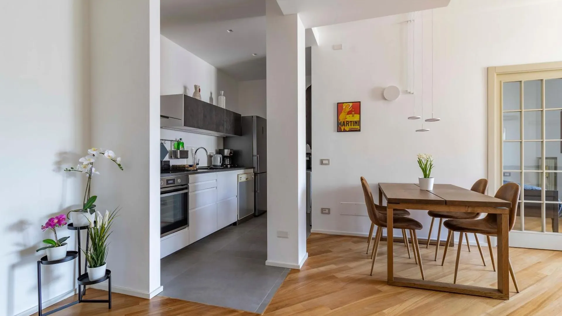 Bright House - Carozzi Apartments Milan Italy