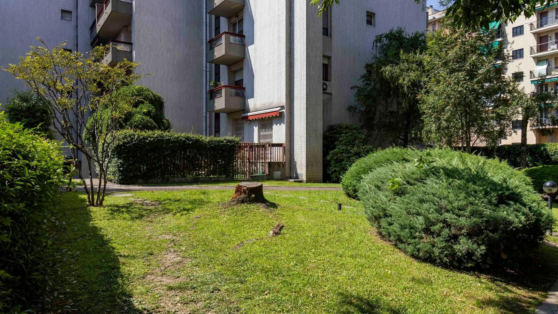 Bright House - Carozzi Apartments Milan 0*,  Italy